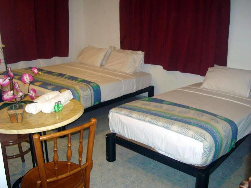 Abell Residence Kuching Buitenkant foto
