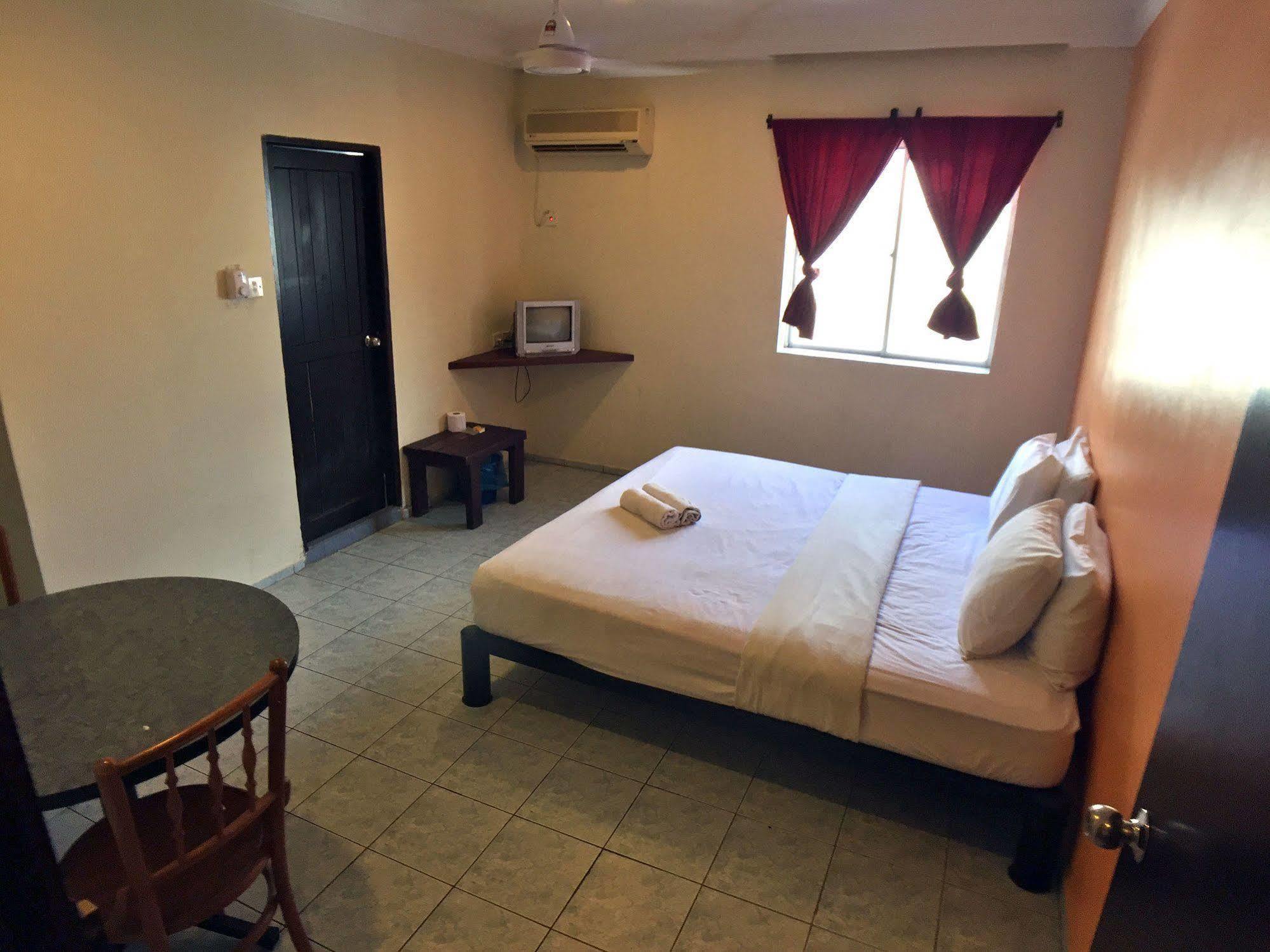 Abell Residence Kuching Buitenkant foto