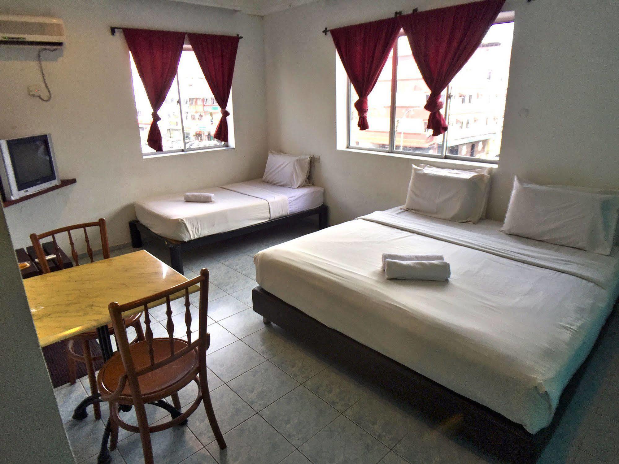 Abell Residence Kuching Buitenkant foto